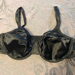 😎Silky Black Cacique Underwire, 44DD, Like New!!😎